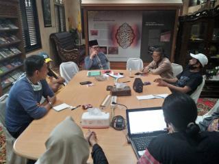 Al azhar Antusias dan Mendukung Program Pemberdayaan Seniman oleh Aseri