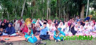 Panen Padi Dua Kali Setahun, Masyarakat Simandolak Undang H.Halim Pada Acara Syukuran