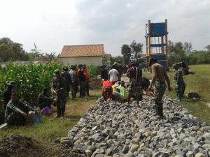 Lunturnya Egois, Berkah TMMD Kerjakan Rabat Jalan
