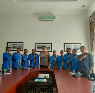 Ketua KNPI Riau Nasaruddin dan Pengurus disambut hangat Kapolda Riau yang baru