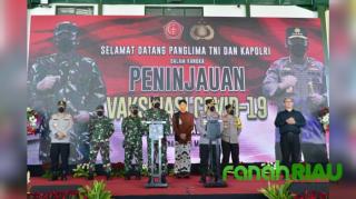 Panglima dan Kapolri Tinjau Vaksinasi Ribuan Anggota untuk Persiapan Pengamanan Mudik Lebaran