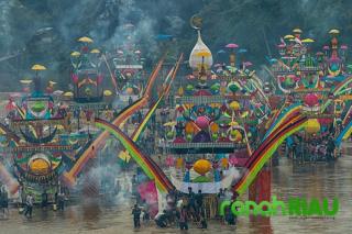 Ribuan Manusia Hadir Menyaksikan Tradisi yang Sudah Berusia Ratusan Tahun di Kuansing