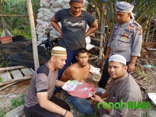 Sedang Melaksanakan Taklim, 6 Anggota Polisi Program Riau Gemilang Tangkap Pengedar Shabu