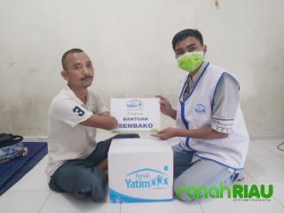 Kedua Lengan Sugeng Diamputasi, Rumah Yatim Beri Bantuan