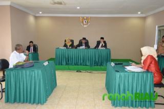 Sengketa Informasi Reklame, Aneh Pihak Pemko Pekanbaru Sebut Hanya Ada Izin Videotron