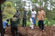 Jalan Desa Sudah Mulai Di Ratakan Dengan Slender