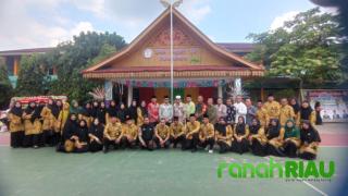 Wisuda Tahfiz SMAN 10 Pekanbaru dan berbagi Santunan Yatim serta zakat Fitrah bersama IZI Riau