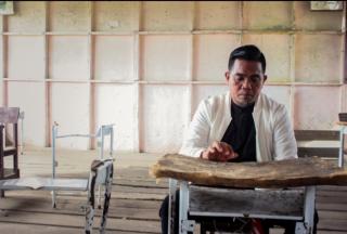 Bang Kri Terperangah, Lihat Sekolah Bak Kapal Pecah