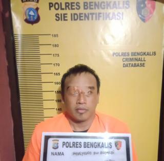Satres Narkoba Polres Bengkalis Tangkap Oknum Wartawan Mingguan Beserta BB