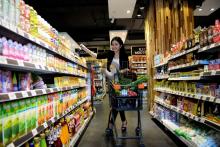 Women as E-Commerce  Market Targets    