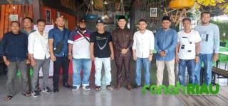 Nostalgia di Kampung Halaman, Paslon "SAH" Turut Dititipkan Amanah