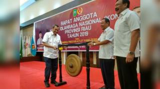 Ketum KONI Riau Emrizal Pakis Wafat, Gubri: Selamat Jalan Patriot Olahraga