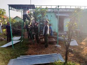TNI Tegal Tularkan Semangat Gotong-royong Kepada Masyarakat Jatimulya Suradadi