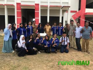 Aksi tanam pohon oleh Mahasiswa KKN Unri 2019