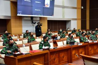 Rapat Dengar Pendapat Kasal dengan DPR RI