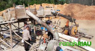 Polsek Kuantan Mudik, Bakar 2 Unit PETI di Desa Luai