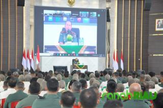 Jam Komandan Korem 031 Wira Bima, Danrem : Jauhi Pengaruh Lingkungan yang tidak baik