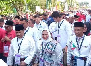 Usai Deklarasi, Paslon KBS Bersatu Mendaftarkan Diri ke KPU Bengkalis