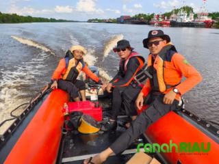 Tim SAR lakukan Pencarian ABK Malaysia, Hilang di Teluk Kentari Siak