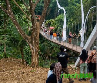 Jembatan Pongpet Ambruk Saat Dilewati Bupati Pangandaran, Dandim Minta Maaf