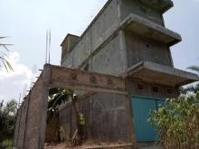 Apess.. Mau Curi Sarang Walet Kepergok, Lompat dari Lantai Dua, Berakhir dirumah Sakit Deh..