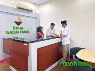 Kemudahan dan Prinsip Syariah Jadi Alasan Masyarakat Memilih Gadai Emas BRK Syariah