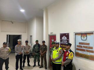 Jaga Kondusifitas Kemanan, Kapolsek Pinggir rutin Gelar Kegiatan patroli bersama TNI dan Satpol PP