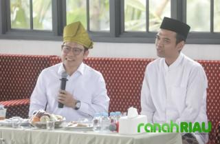 Bertemu UAS di Kampar, Gus Muhaimin Ajak Ulama Bersatu: Beda Pilihan Cukup Lima Menit