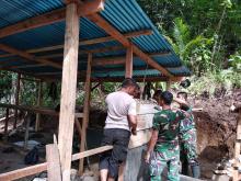 Dinding Kantin Mulai Berdiri