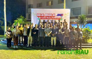 Pererat Silaturahmi, JNE gelar Halal Bihalal bersama Media Pekanbaru