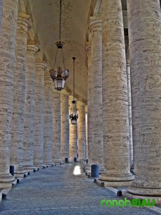 Puisi tentang Puisi: Selasar Pulang, karya Hafizha Nabilah Zhafarina