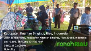 Tinjau Pelaksanaan Vaksinasi, Akp. Sahardi, SH. Edukasi Masyarakat Akan Pentingnya Mentaati Prokes