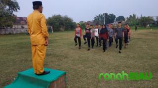 Pemdes Senggoro Gladi Resik Jelang Apel HUT RI 74