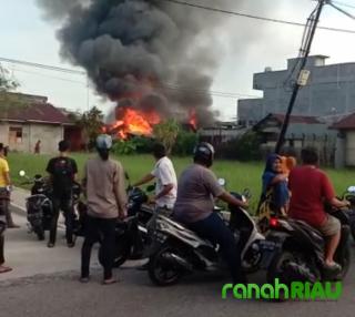 Rumah Semi Permanen di Kelurahan Damon Hangus Terbakar