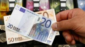  ECB Diprediksi Semakin Dovish, Euro Batal Menguat