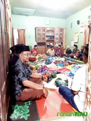 Beginilah Tradisi Maulid Warga Karang Ayer Duri