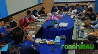 Tes Urine, 12 awak media Kuansing bersih dari Narkoba