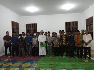 Suhardiman Amby Dijatuhkan Sanksi Oleh Pemangku Adat di 3 Kenegerian Kuantan Mudik