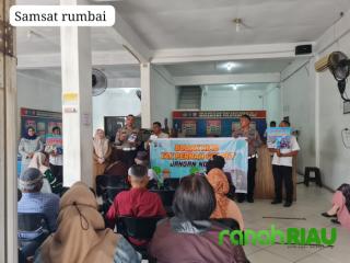 Tim Cooling System Polda Riau ajak tertib Berlalu lintas dan Bijak Bermedsos