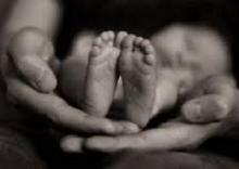 Geger... ditemukan sesosok bayi di Teras Rumah Warga di Pangean