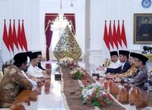 Siapa yang diuntungkan dalam Pertemuan Jokowi dengan GNPF MUI