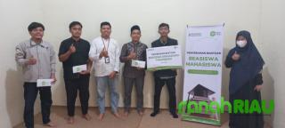 IZI Riau kembali bantu Lunasi Pembayaran UKT Mahasiswa UNRI kurang Mampu