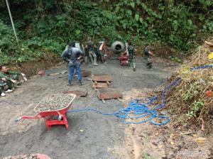 Paska Hujan, Titik Rabat Jalan Licin dan Becek