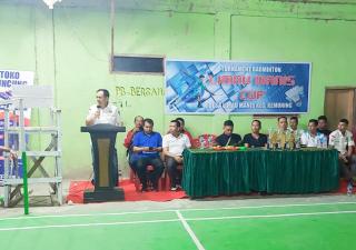 Badminton Limau Manis CUP di Tutup, Ketua DPRD Inhil Sampaikan Berbagai Motivasi