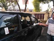 alami Kejahatan Pecah Kaca Mobil, Sejumlah Barang Berharga sang Presiden lenyap