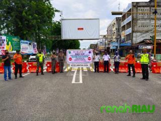 Koramil 01 Bengkalis Kerahkan Babinsa Pantau PSBB di Chek Poin