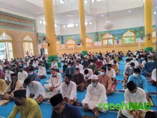 Cegah Covid 19, Sholat Idul Fitri di Masjid Al-Mubaraq Desa Senggoro Mengutamakan Prokes