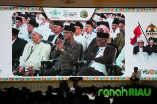 Semangkuk Bakso di Tengah Muktamar NU: Pesan Haedar Nashir soal Persaudaraan NU-Muhammadiyah
