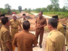 Pemda Rokan Hilir Terus Realisasikan Semenisasi Pemukiman