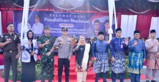 Wakil Ketua DPRD Bengkalis Hadiri Upacara Hardiknas Tahun 2025